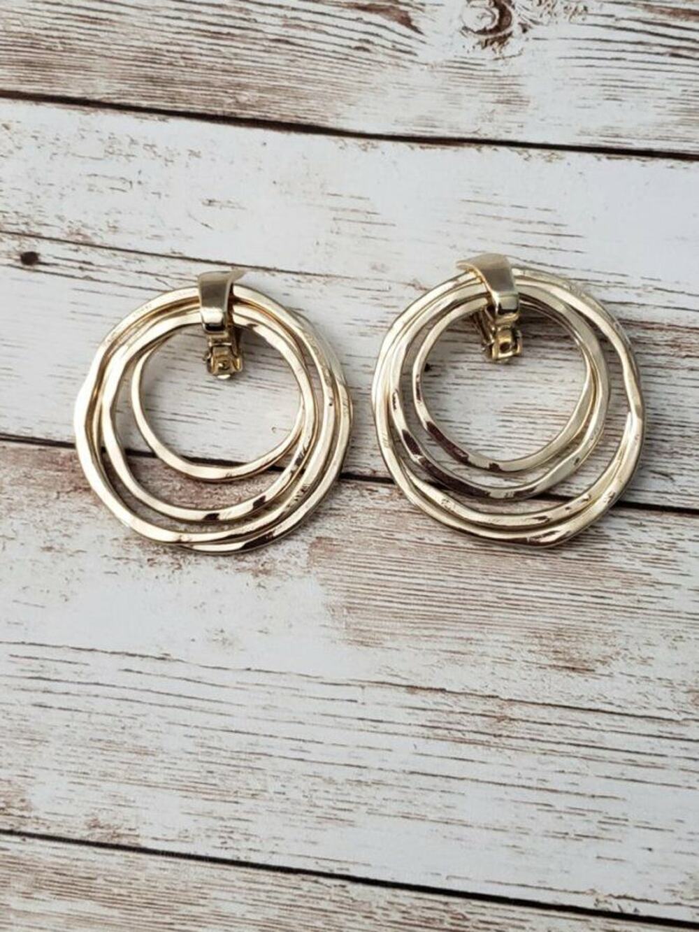 Vintage Clip On Earrings Light Gold Tone Wavy Multi Circle Dangle Large